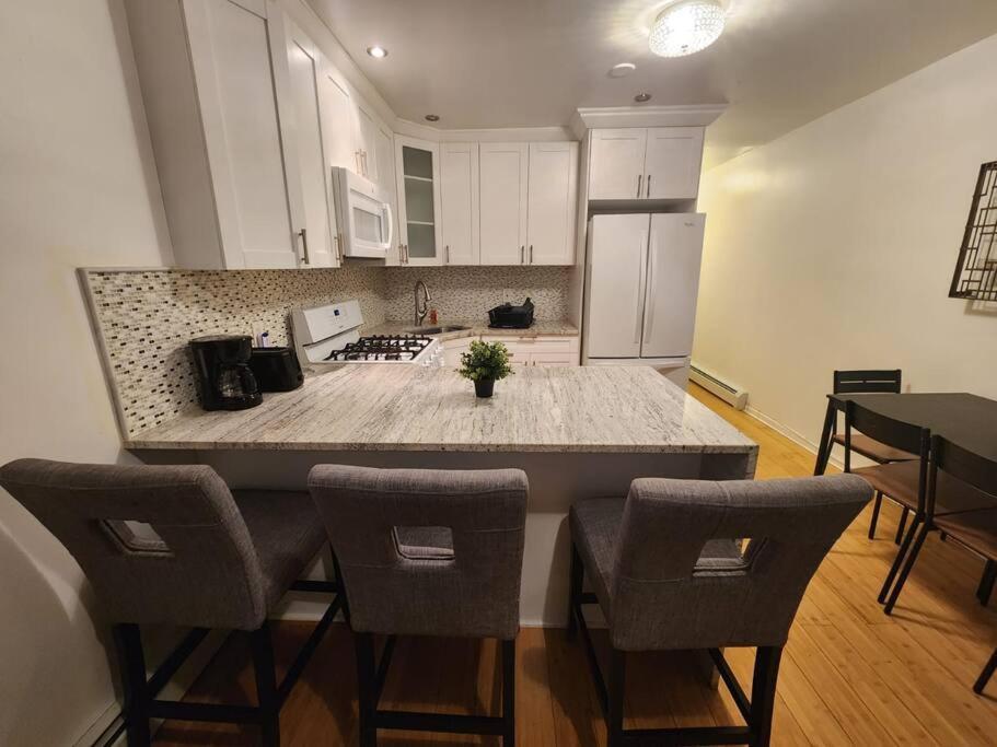 Cosy Modern Home Mins To Nyc! Union City Εξωτερικό φωτογραφία