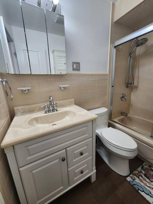 Cosy Modern Home Mins To Nyc! Union City Εξωτερικό φωτογραφία