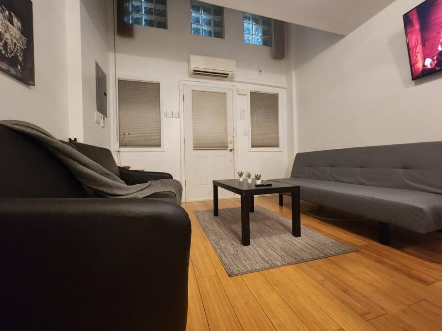 Cosy Modern Home Mins To Nyc! Union City Εξωτερικό φωτογραφία